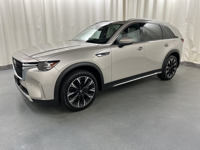 2024 Mazda CX-90 Premium Plus photo 2