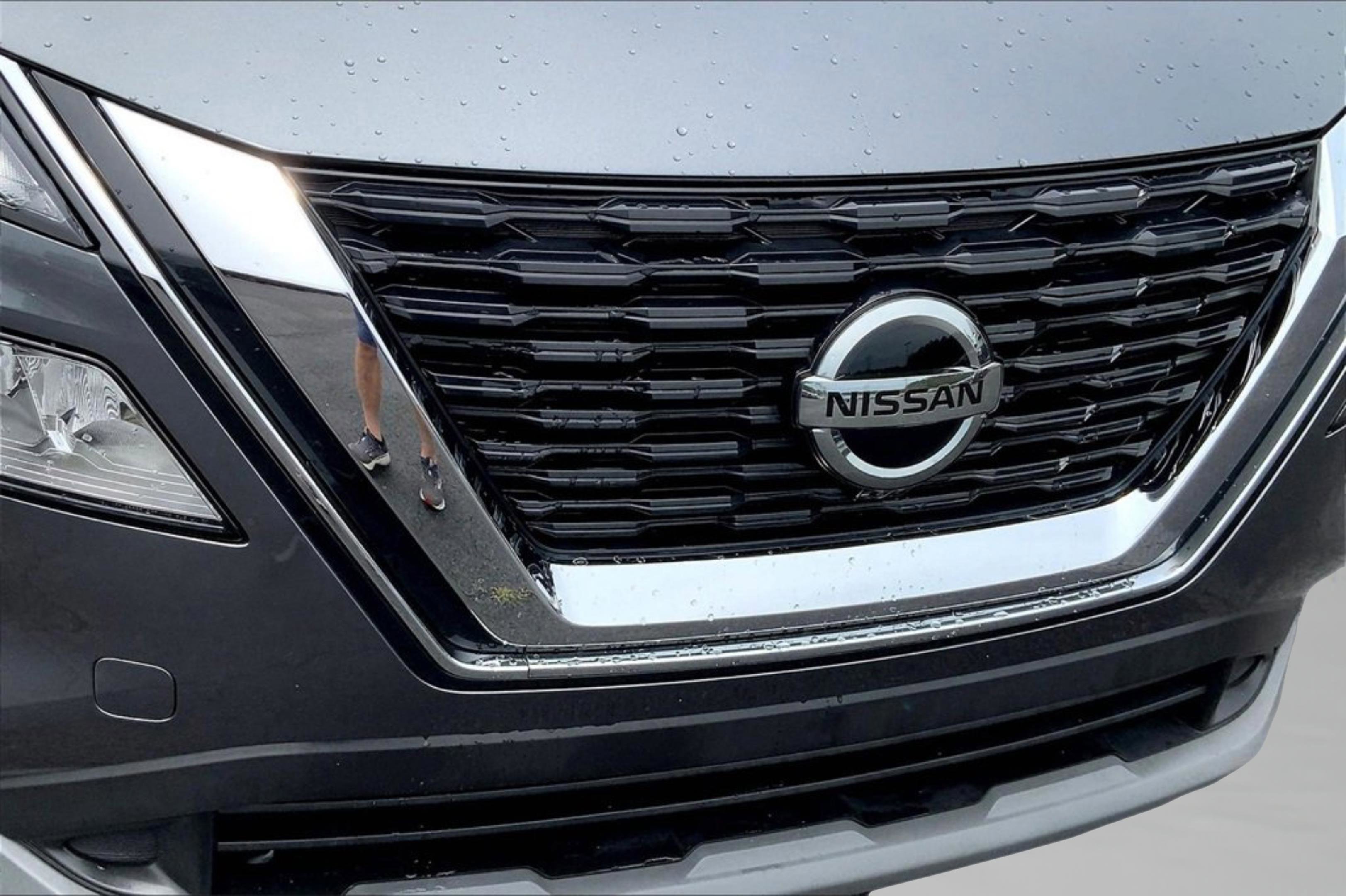 2021 Nissan Rogue SV photo 27