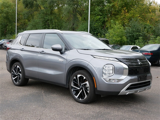 2023 Mitsubishi Outlander Plug-In Hybrid