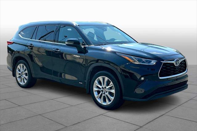 2021 Toyota Highlander Limited photo 2