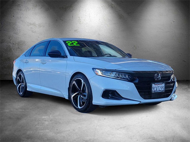 Used 2022 Honda Accord Sport with VIN 1HGCV1F3XNA067701 for sale in Northfield, Minnesota