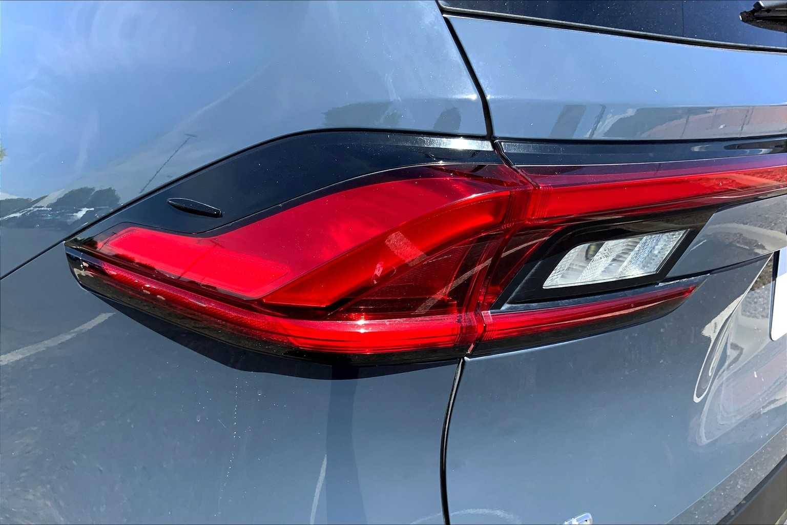 2024 Toyota Grand Highlander Platinum photo 24