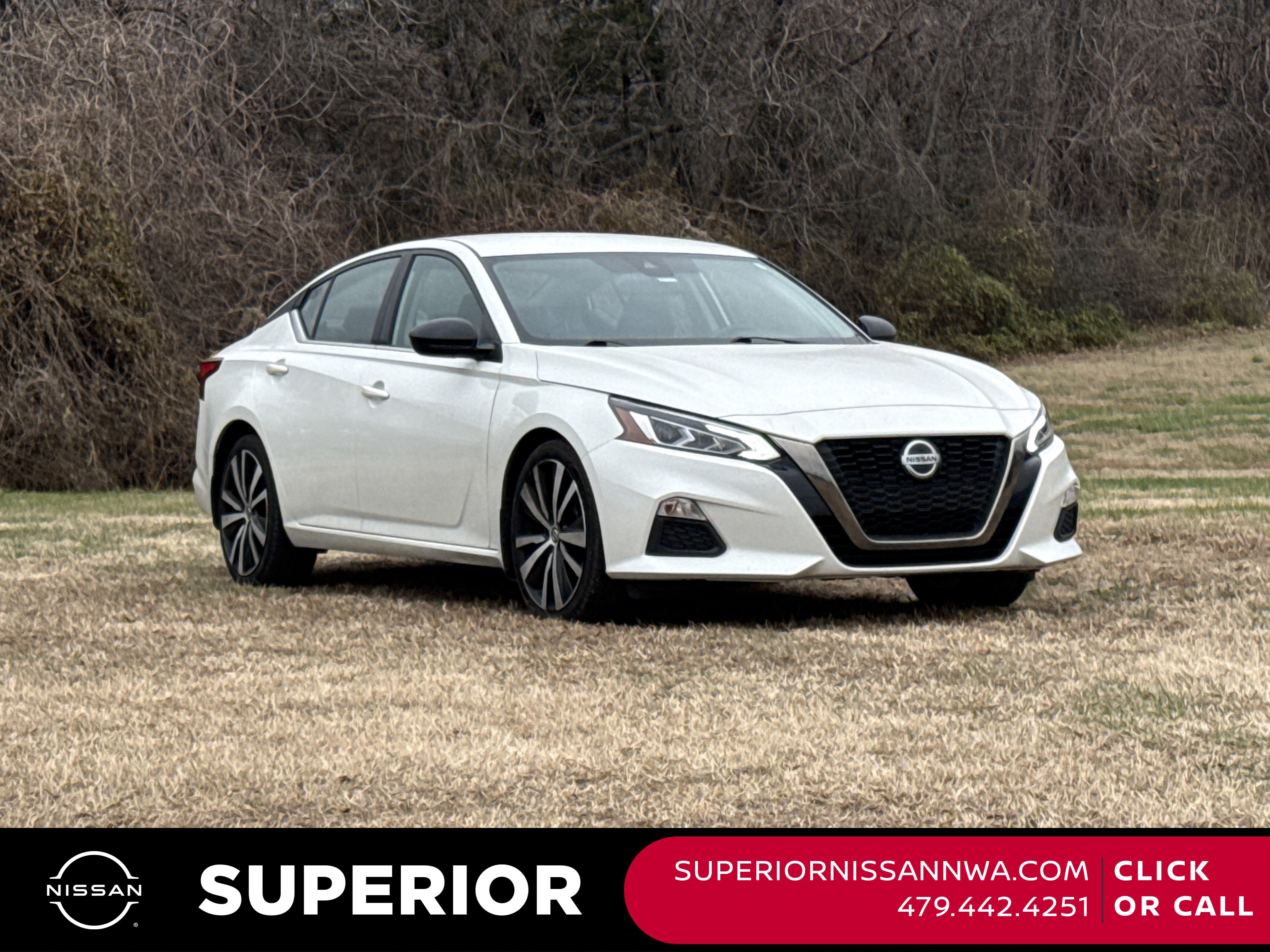 2020 Nissan Altima SR's photo