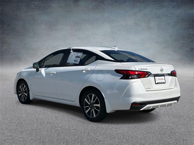 2025 Nissan Versa SV photo 4