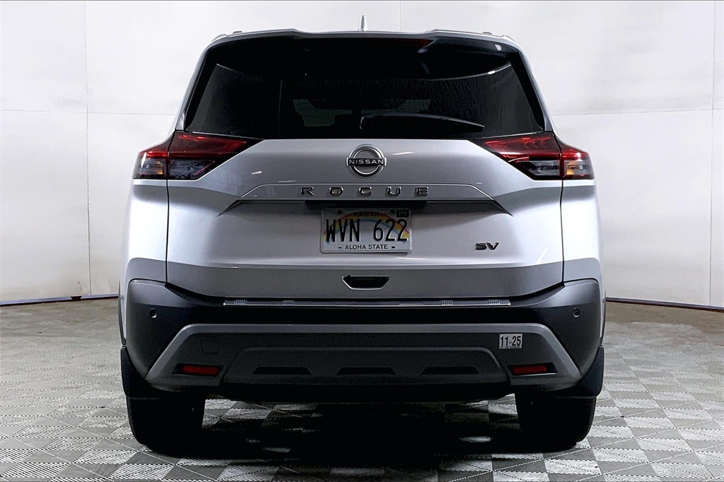 2023 Nissan Rogue SV photo 3