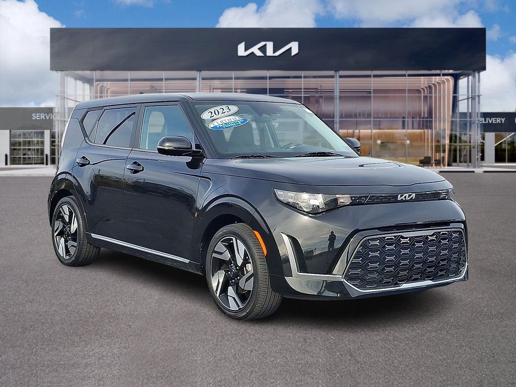 2023 Kia Soul GT-Line's photo