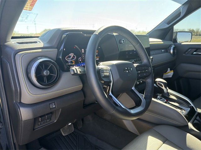 2024 Chevrolet Colorado ZR2 photo 2