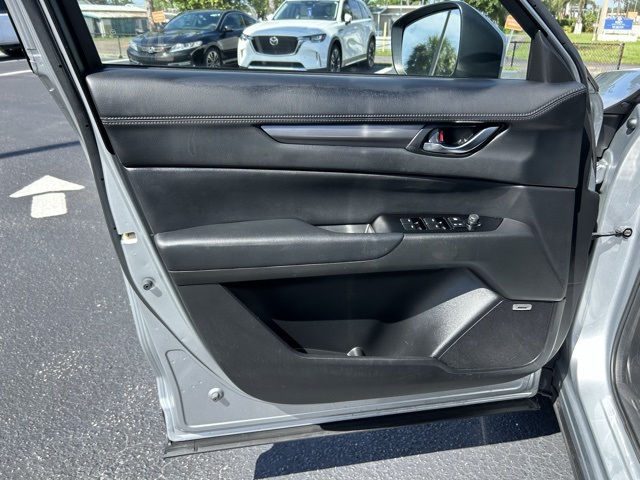 2018 Mazda CX-5 Touring photo 12