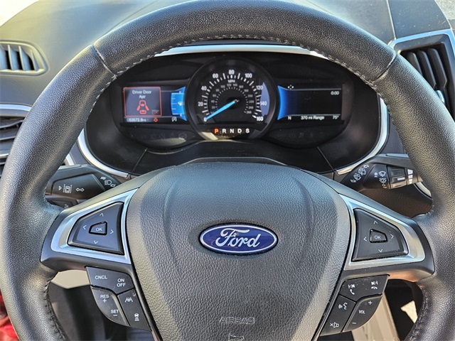 2021 Ford Edge Titanium photo 25