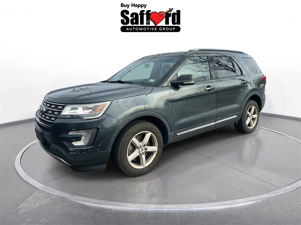 2016 Ford Explorer XLT's photo