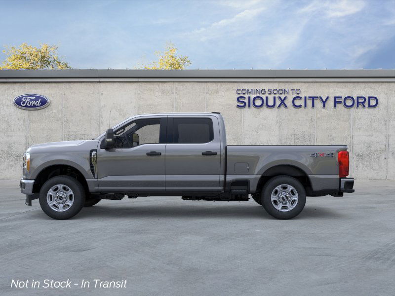 2026 Ford F-250 XLT photo 3
