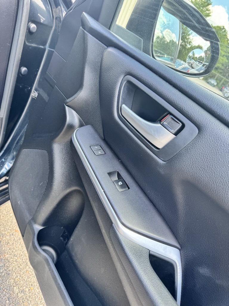 2017 Toyota Camry LE photo 13