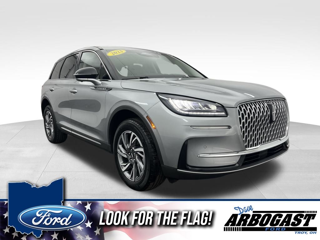 2023 Lincoln Corsair Base's photo