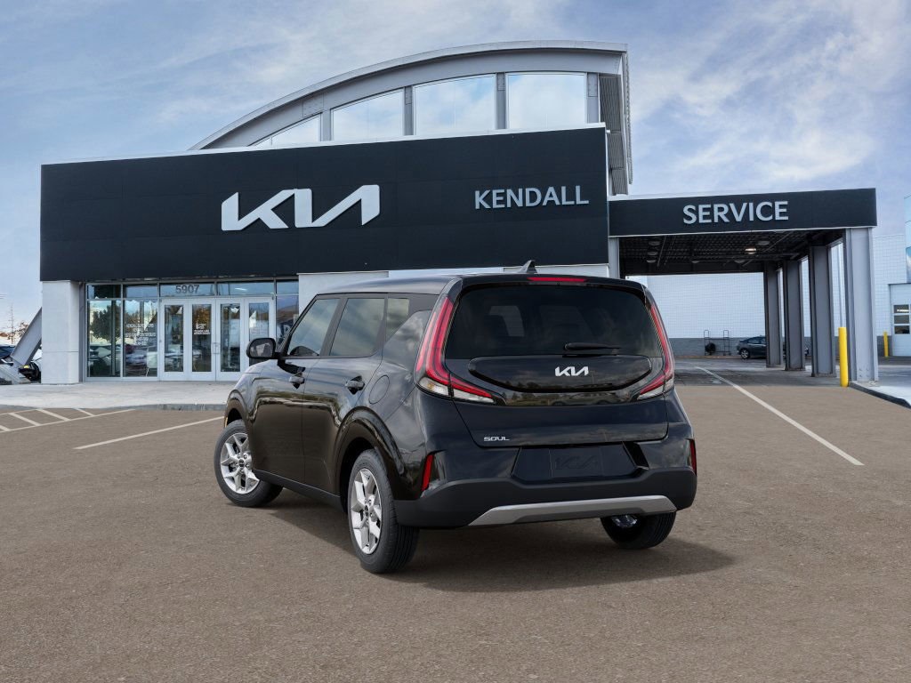 2025 Kia Soul LX photo 4