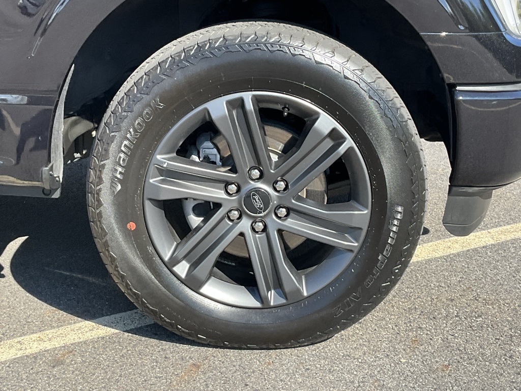 2023 Ford F-150 Lariat photo 24