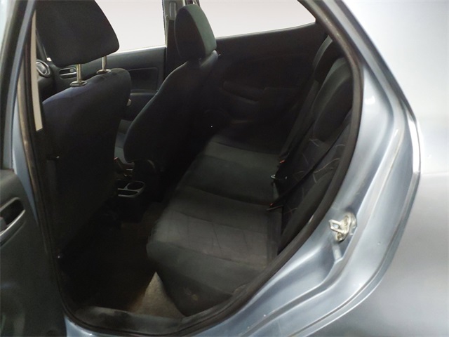 2013 Mazda Mazda2 Sport photo 12