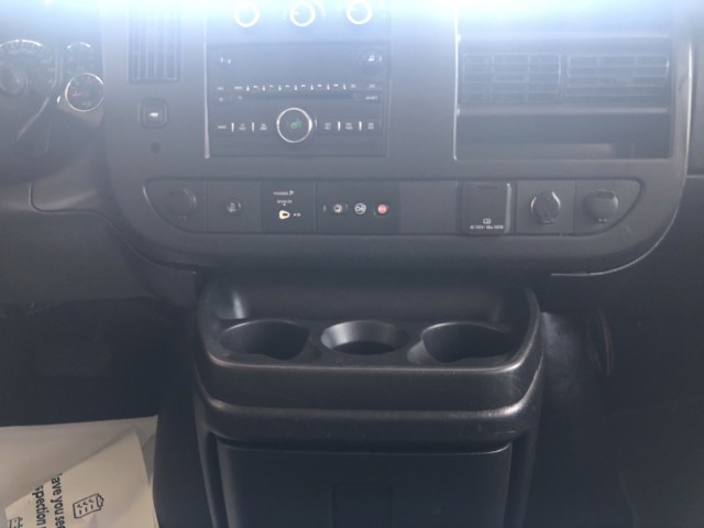 2017 Chevrolet Express Passenger LT photo 9
