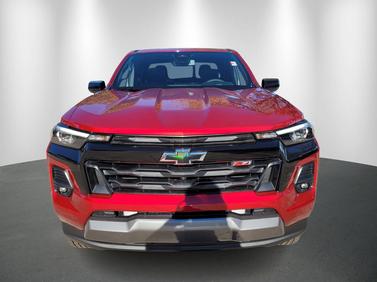 2025 Chevrolet Colorado Z71 photo 2