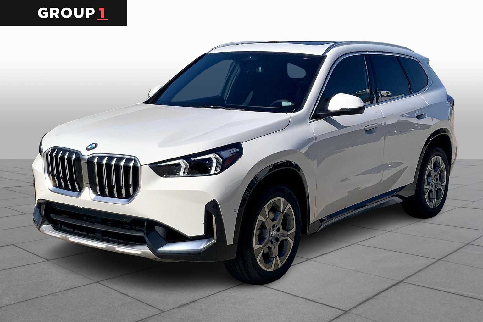 2026 BMW X1 28i's photo
