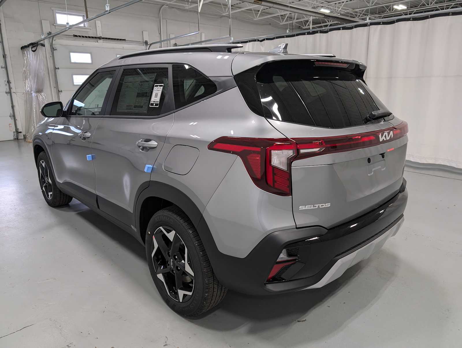 2026 Kia Seltos S photo 2