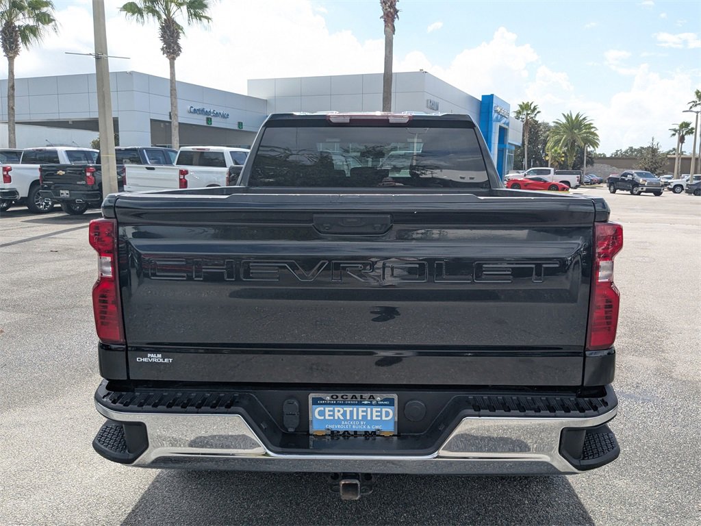 2024 Chevrolet Silverado 1500 LT photo 4