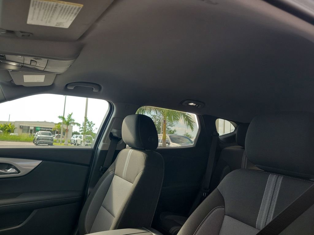 2025 Chevrolet Blazer 2LT photo 30