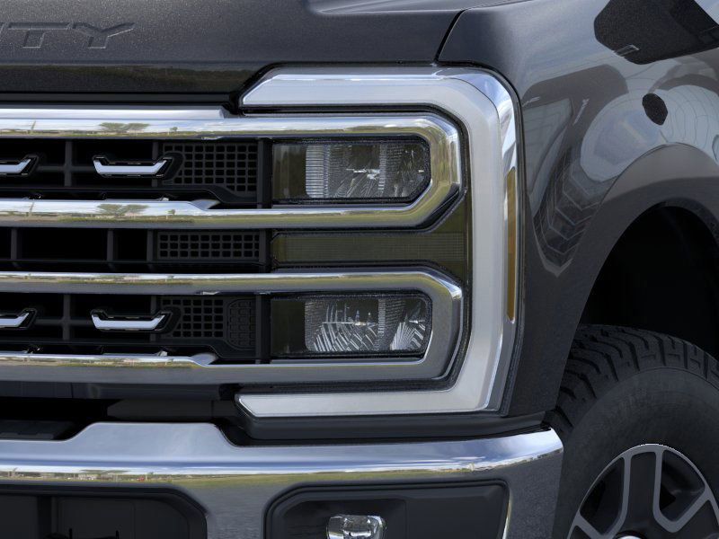 2025 Ford F-350 Lariat photo 17
