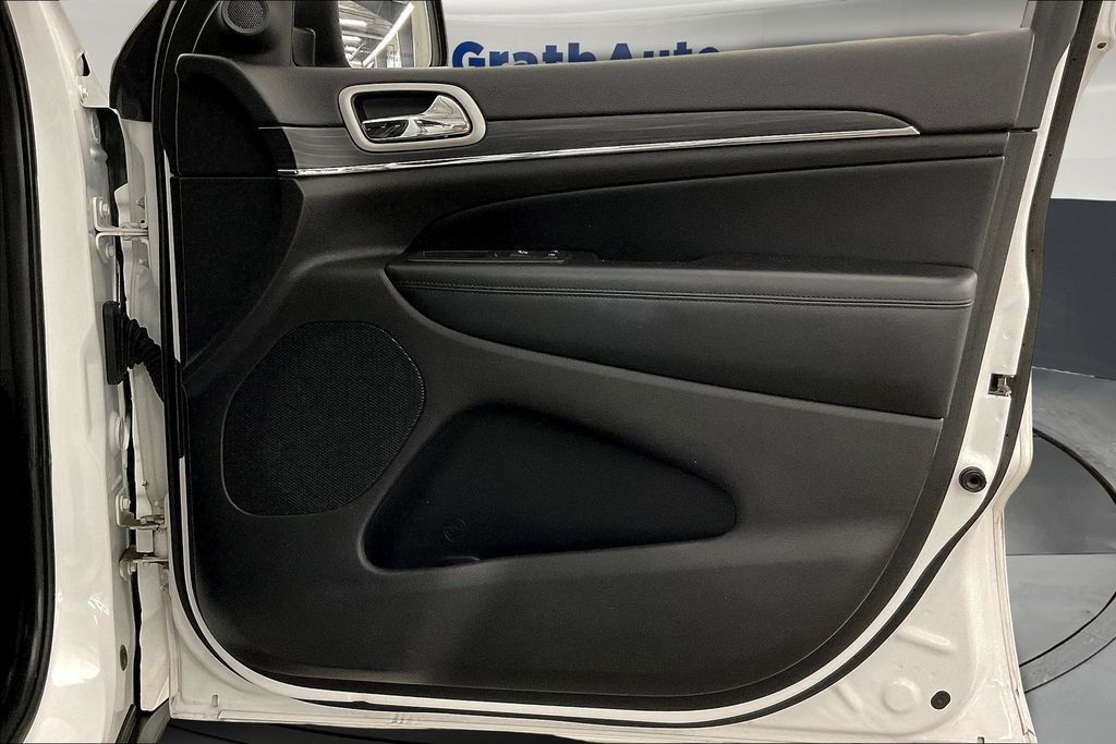 2020 Jeep Grand Cherokee Limited photo 22