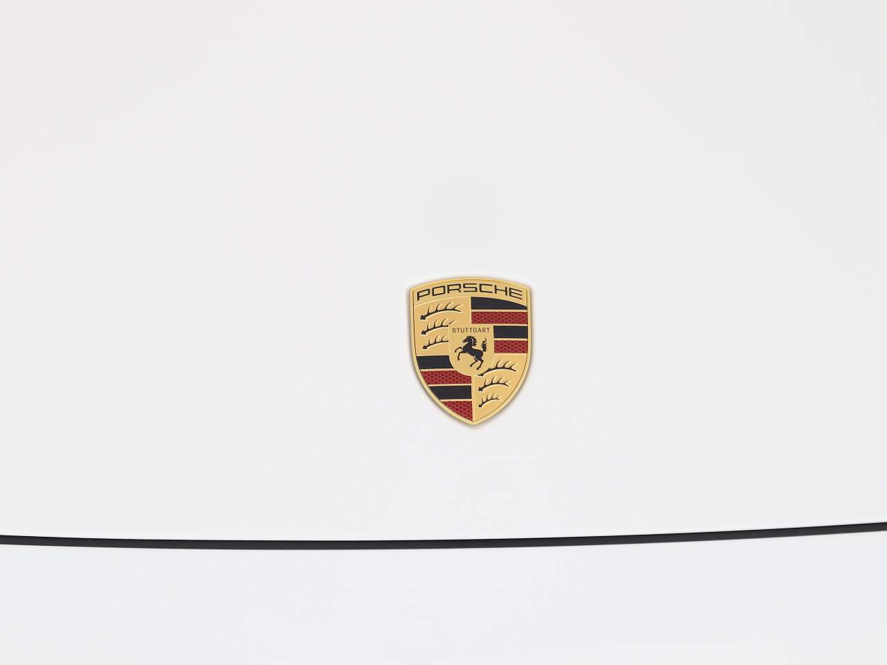 2025 Porsche Cayenne Coupe photo 23