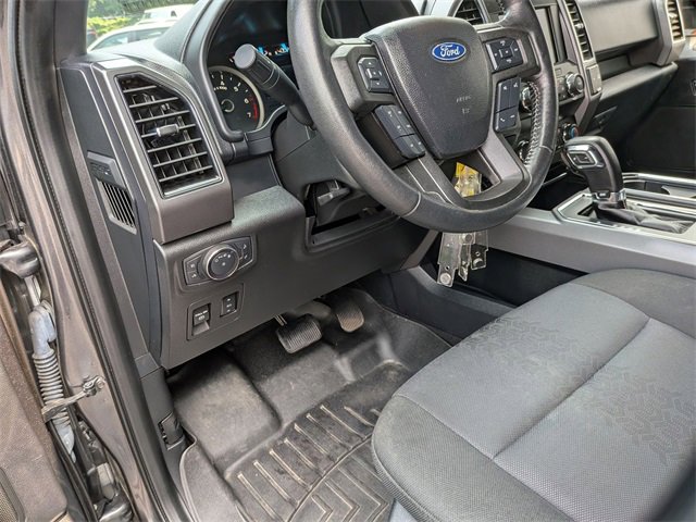 2020 Ford F-150 XL photo 16