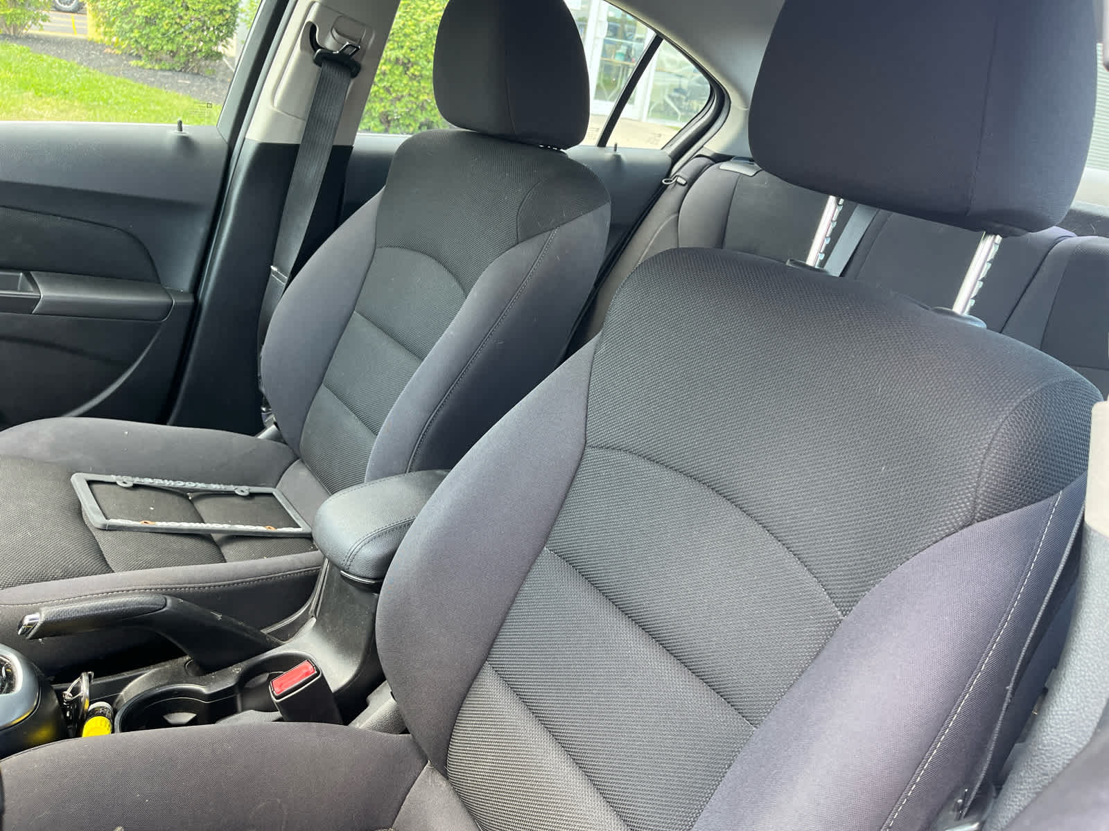 2012 Chevrolet Cruze photo 3