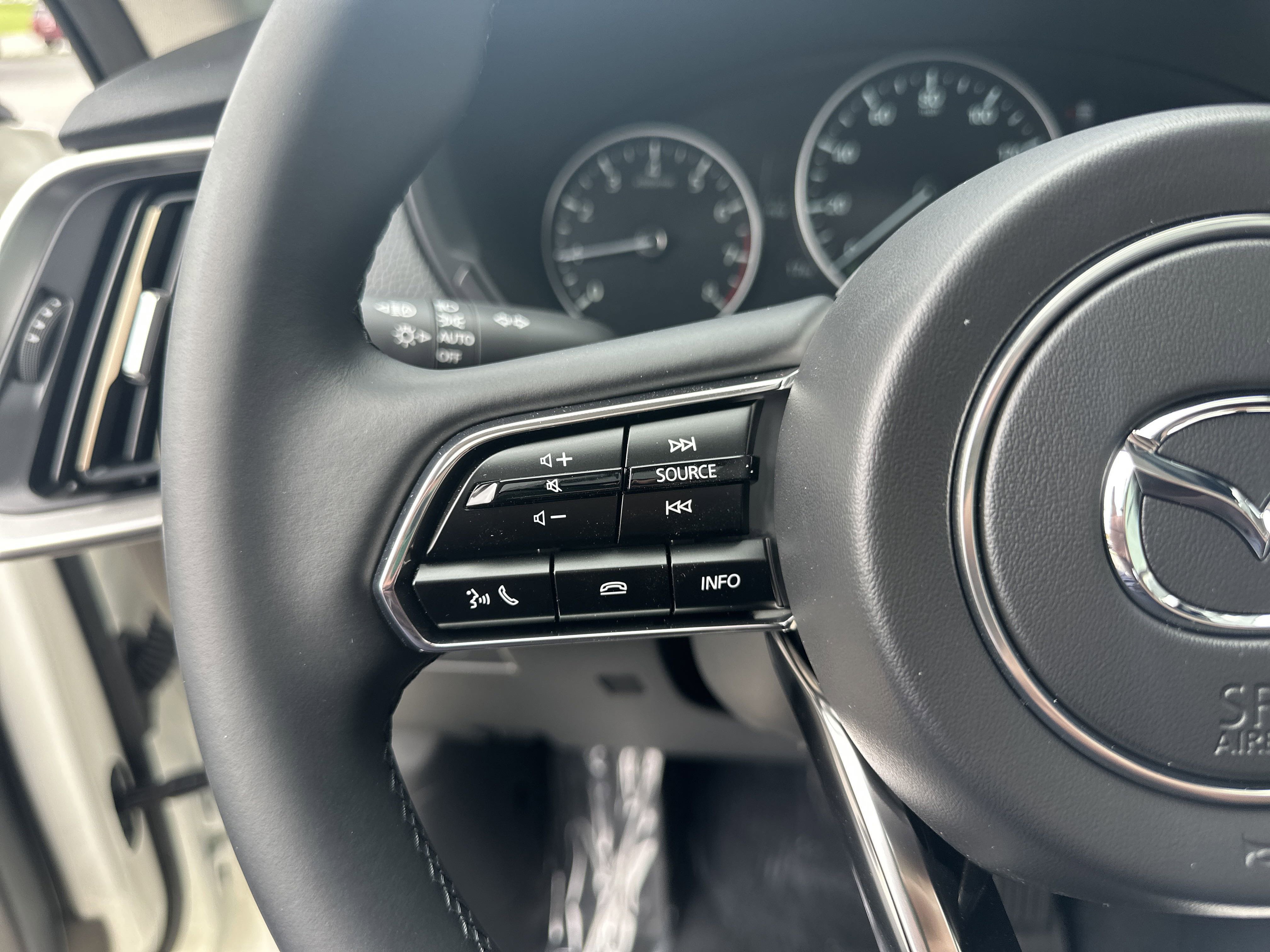 2025 Mazda CX-90 3.3 Turbo Preferred photo 3