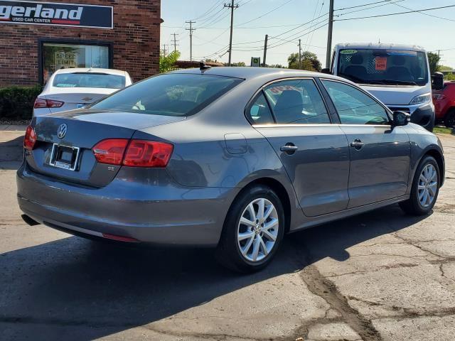 2014 Volkswagen Jetta SE photo 3