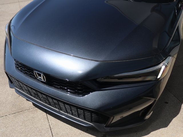 2026 Honda Civic Hatchback Hybrid Sport Touring photo 3