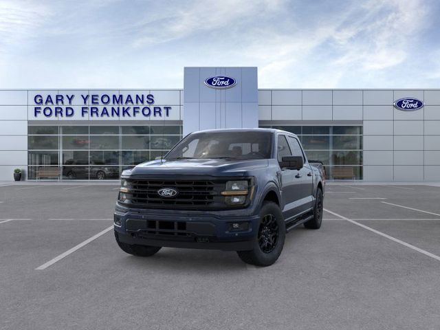 2025 Ford F-150 XLT photo 2