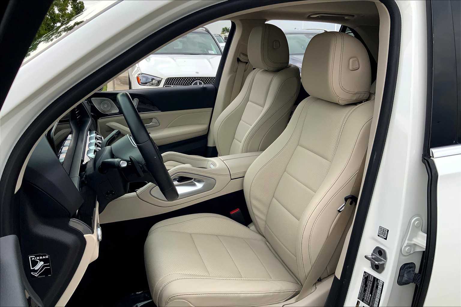2021 Mercedes Benz GLE 350 4MATIC photo 6