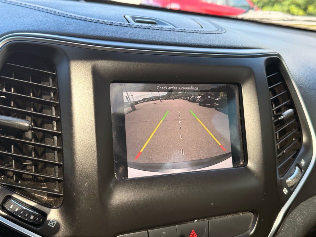 2020 Jeep Cherokee Latitude photo 21