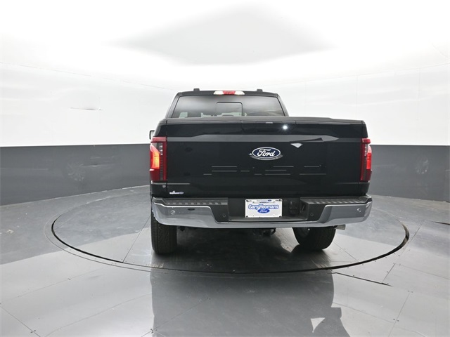2025 Ford F-150 XLT photo 3