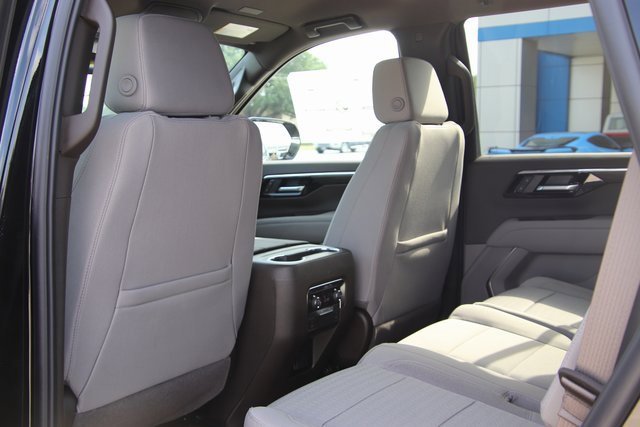 2025 Chevrolet Tahoe LS photo 11