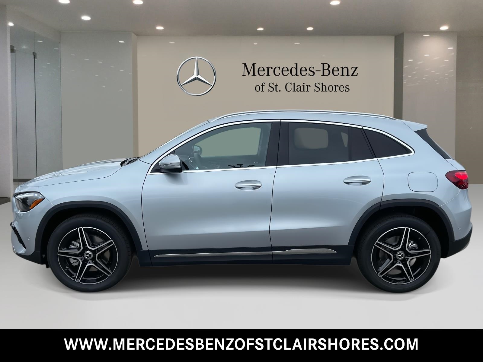 2026 Mercedes Benz GLA 250 4MATIC photo 2
