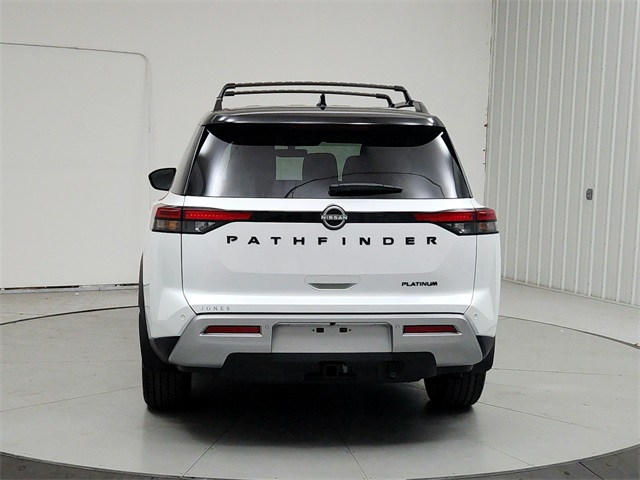 2025 Nissan Pathfinder Platinum photo 5