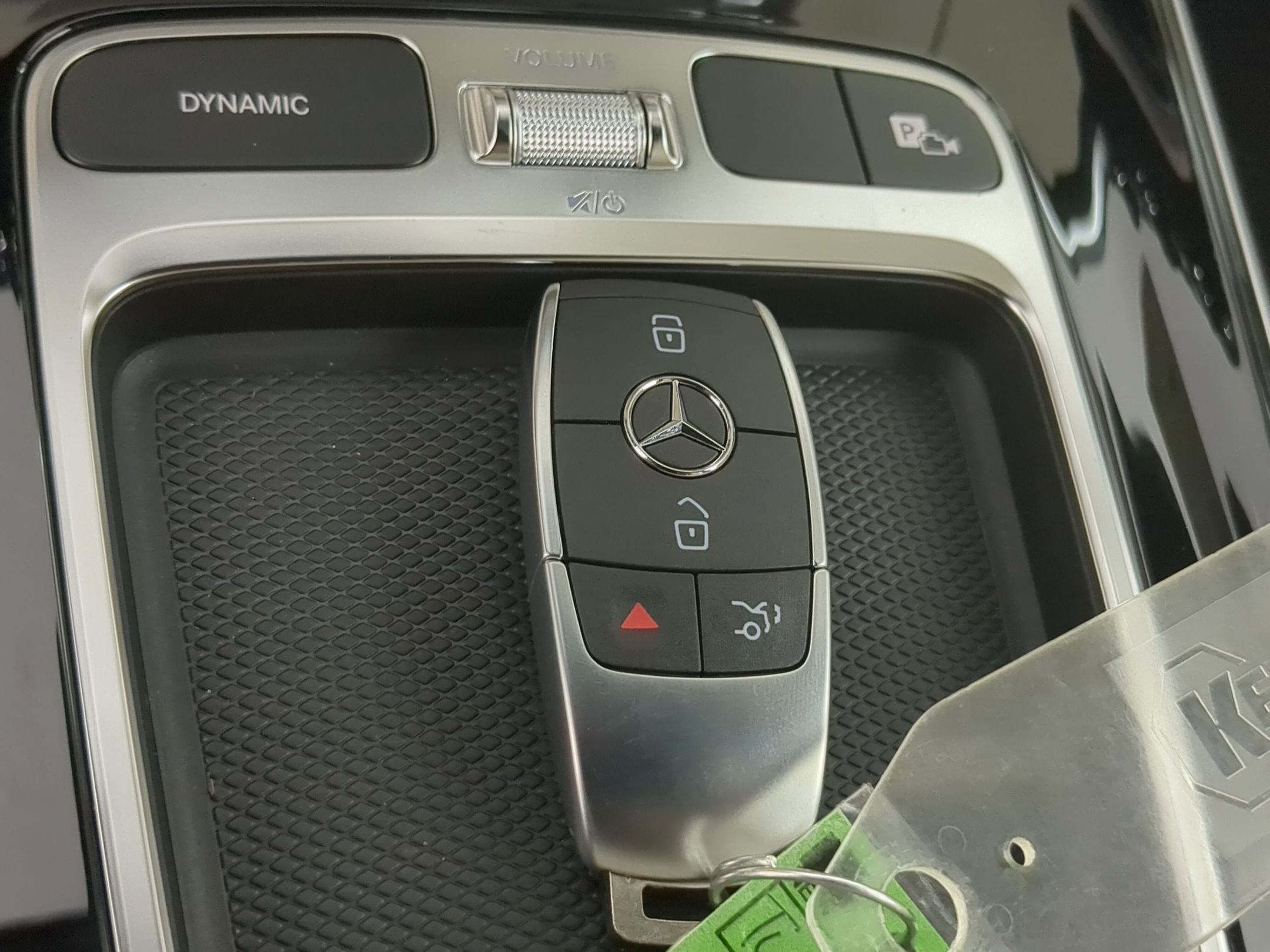2026 Mercedes Benz GLB 250 4MATIC photo 23