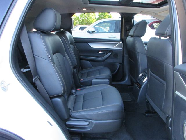 2024 Mazda CX-90 Premium photo 18