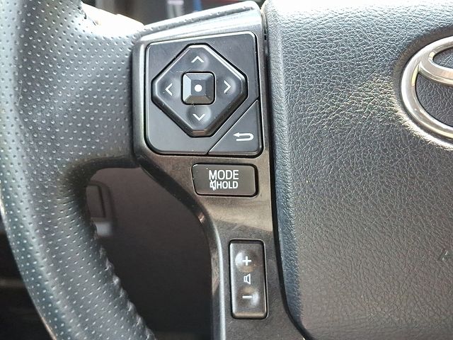 2016 Toyota 4Runner Trail photo 19