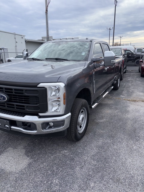 2024 Ford F-250 XL photo 2