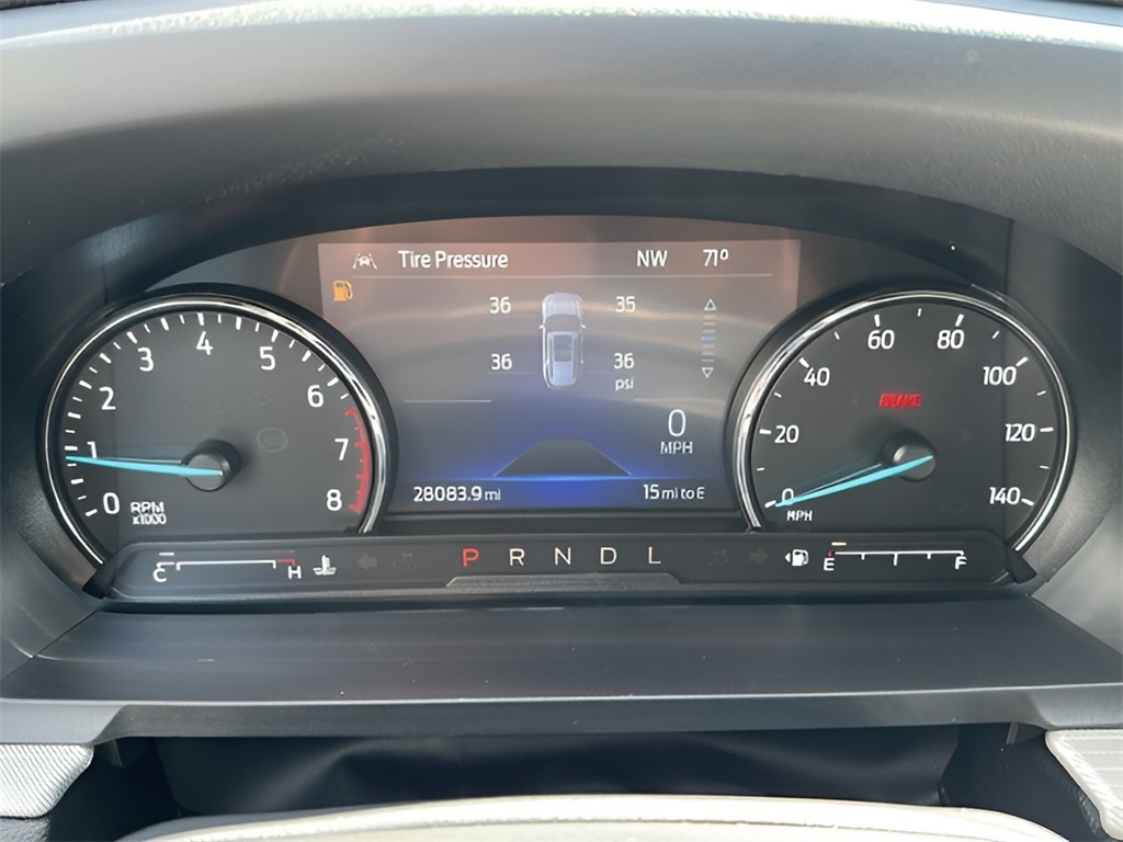 2023 Ford Explorer XLT photo 7