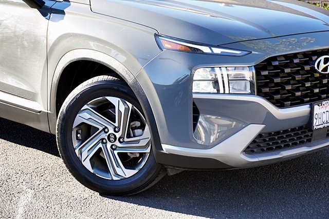 2023 Hyundai Santa Fe SEL photo 3