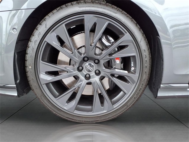 2025 Audi S8 4.0T Quattro photo 4