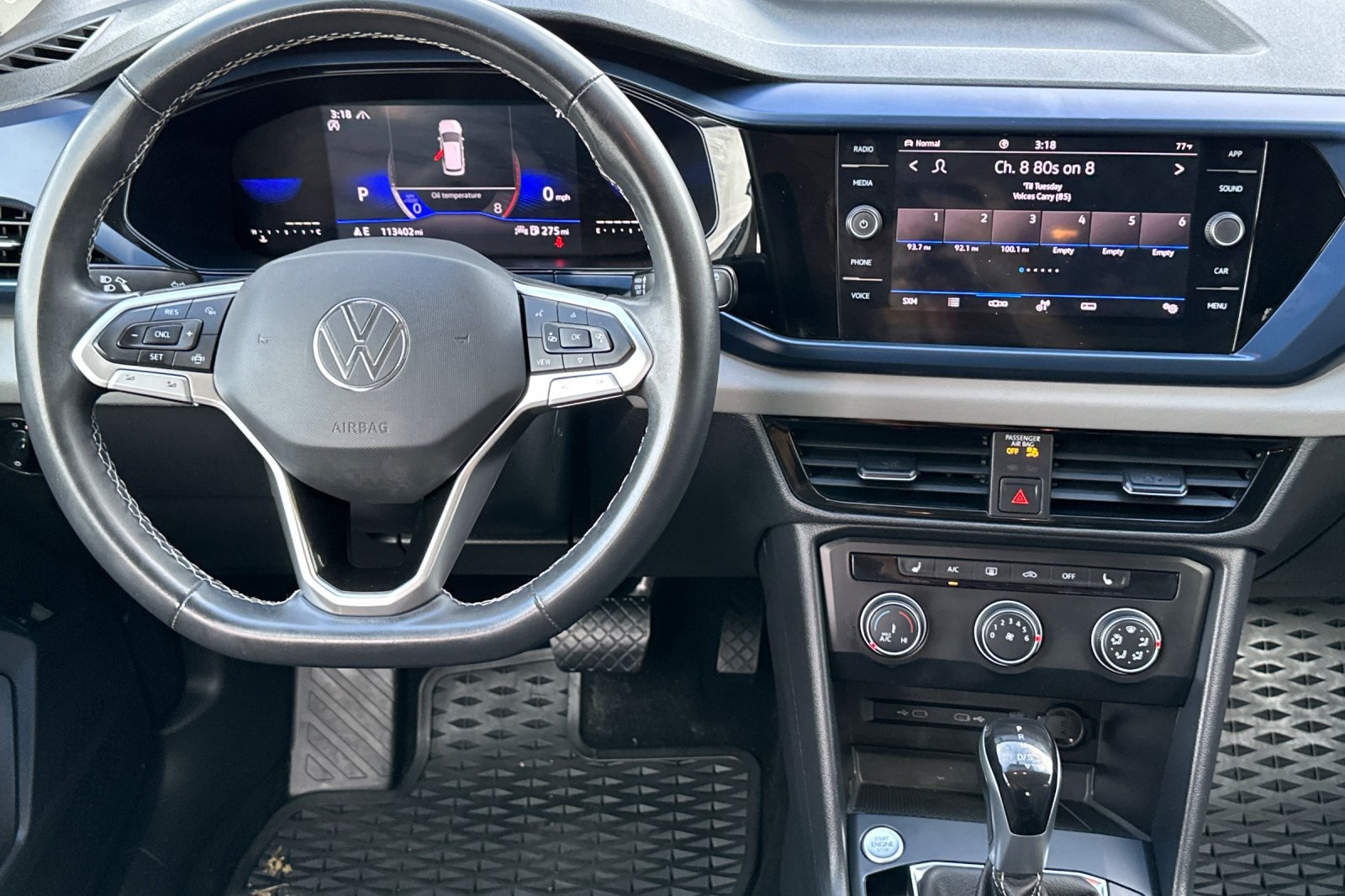 2022 Volkswagen Taos SE photo 13