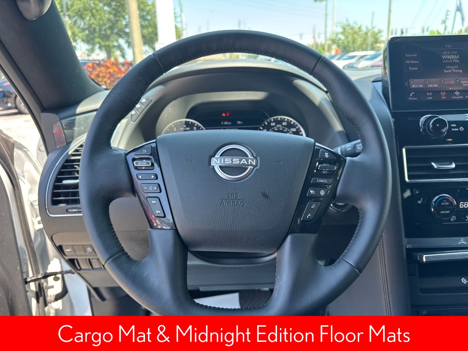 2024 Nissan Armada SL photo 11